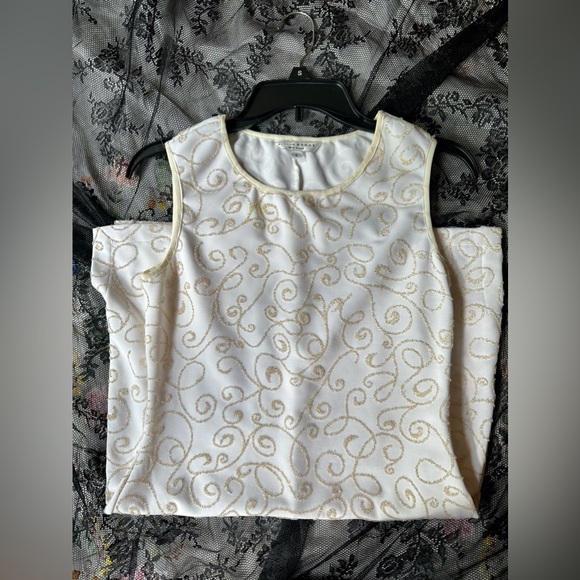 Alexia Admor white dress with gold beads. Size large. - Picture 3 of 7